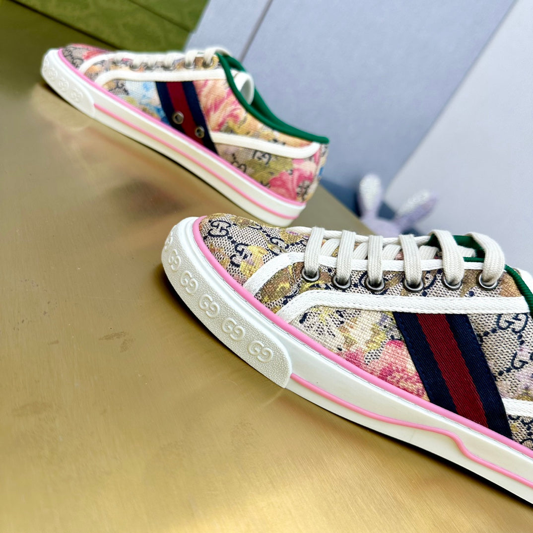 GG TENNIS 1977 TRAINER CANVAS WITH FLOWERS MOTIF