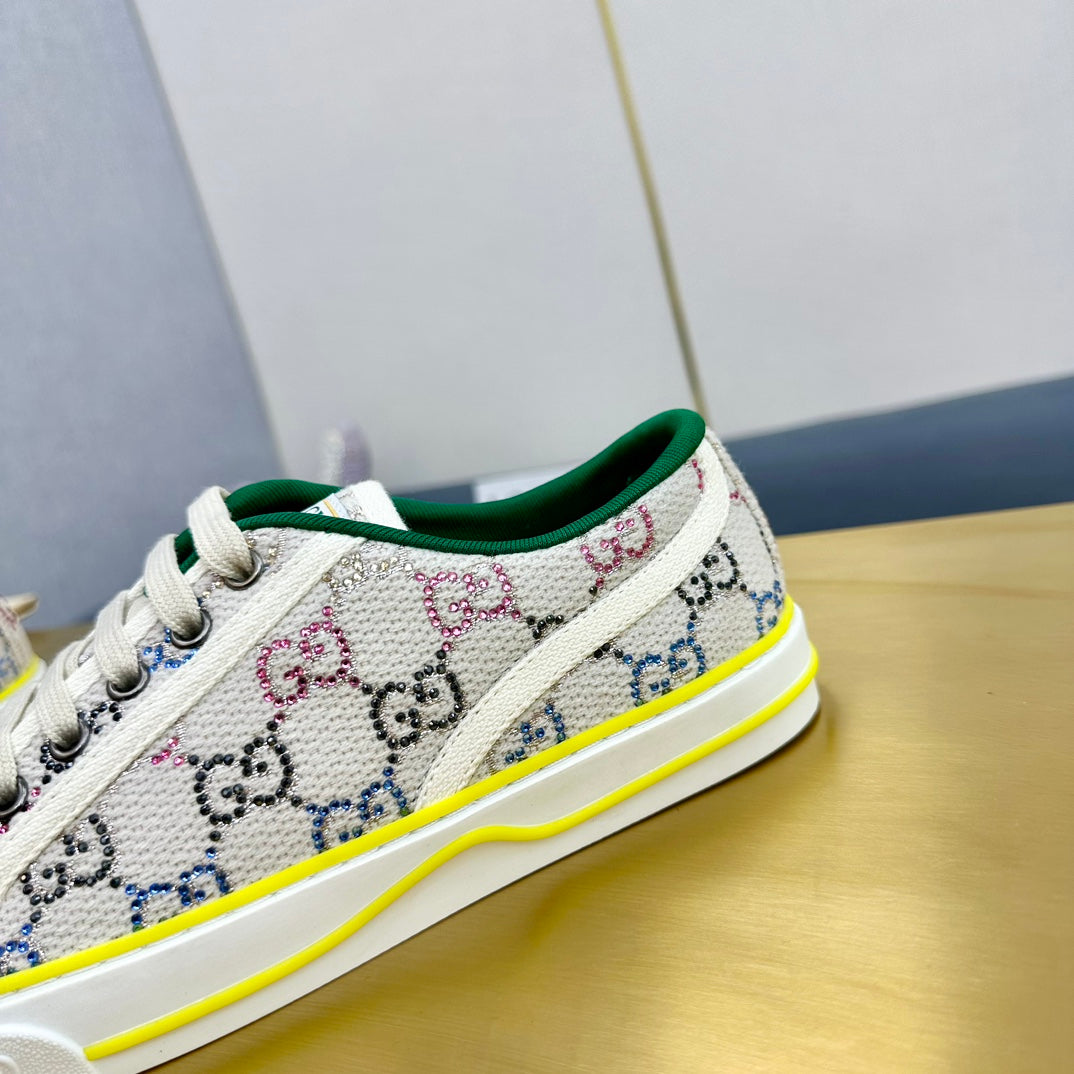 GG TENNIS 1977 TRAINER LIGHT GRAY CANVAS WITH YELLOW TRIM