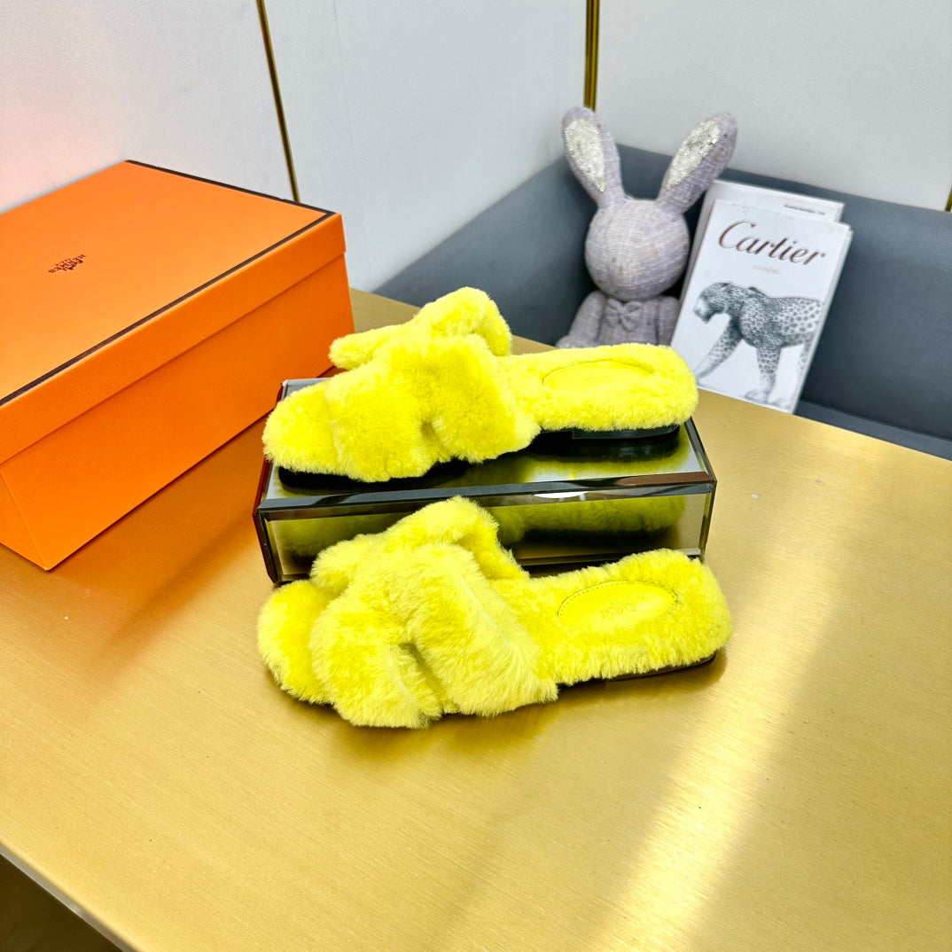 ORAN SHEARLING SANDALS SUNSHINE YELLOW