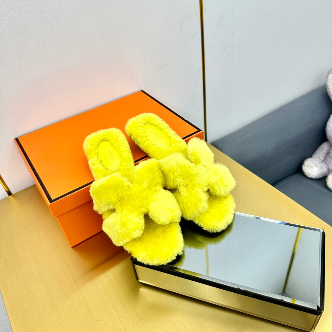 ORAN SHEARLING SANDALS SUNSHINE YELLOW