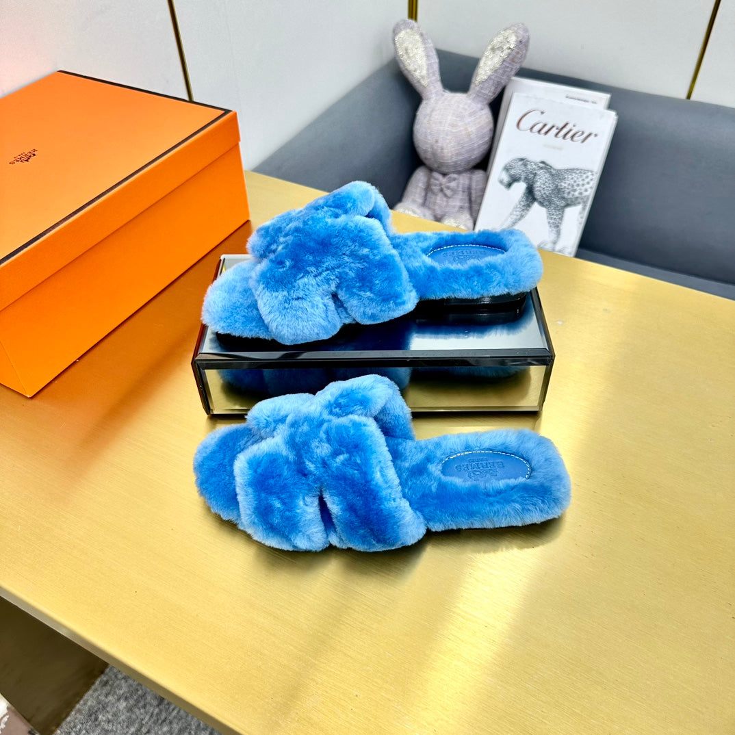 ORAN SHEARLING SANDALS OCEAN BLUE