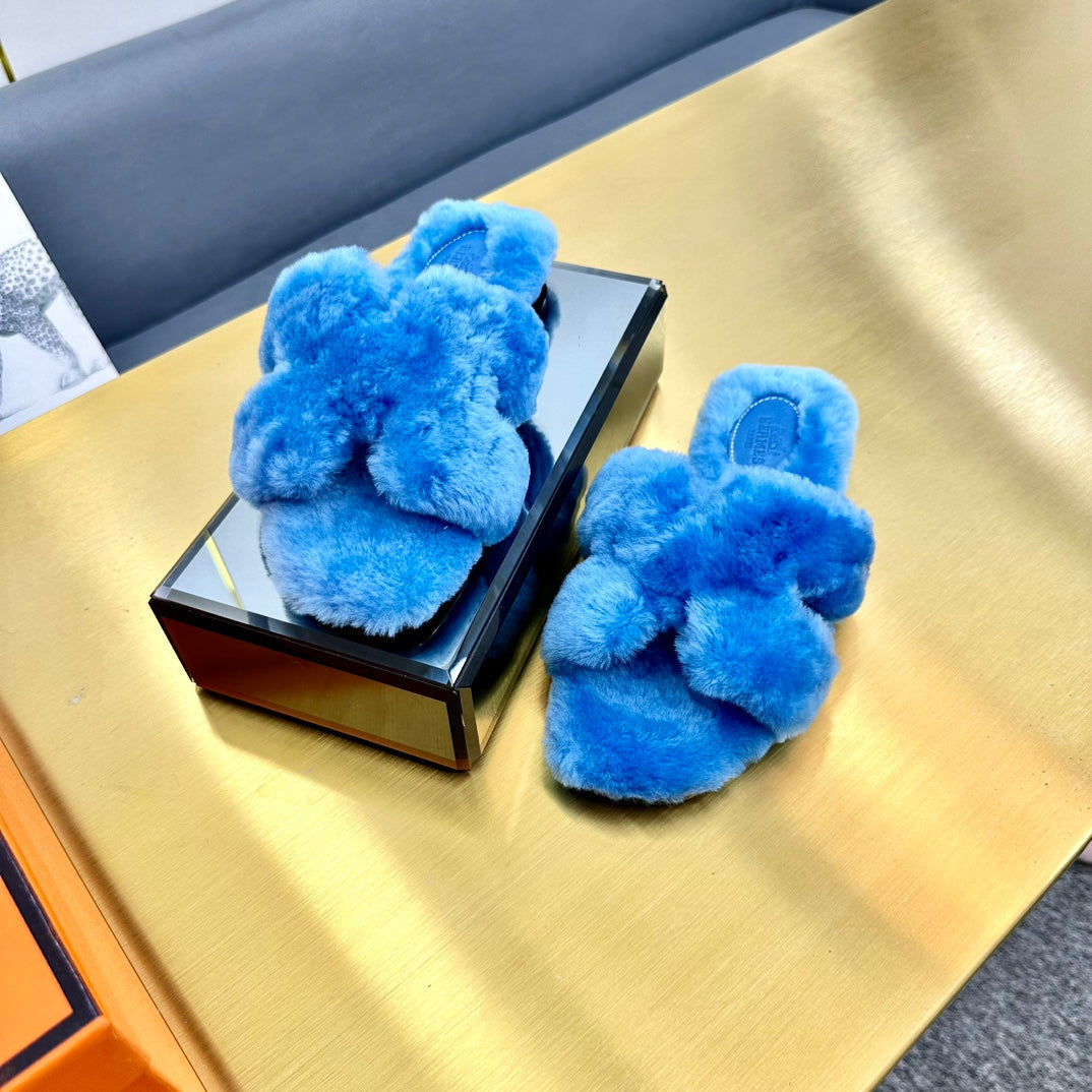 ORAN SHEARLING SANDALS OCEAN BLUE