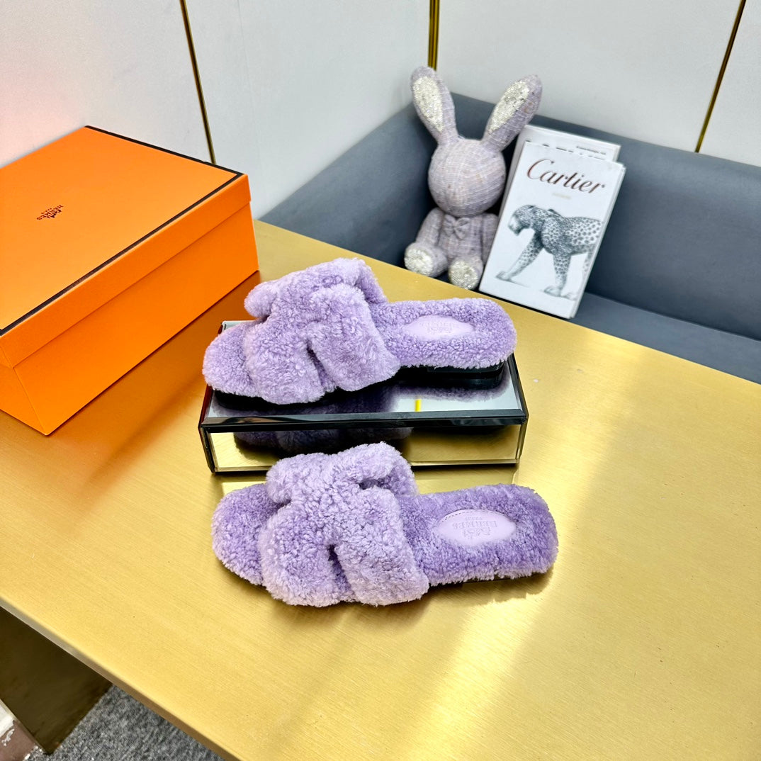 ORAN SHEARLING SANDALS PERIWINKLE PURPLE