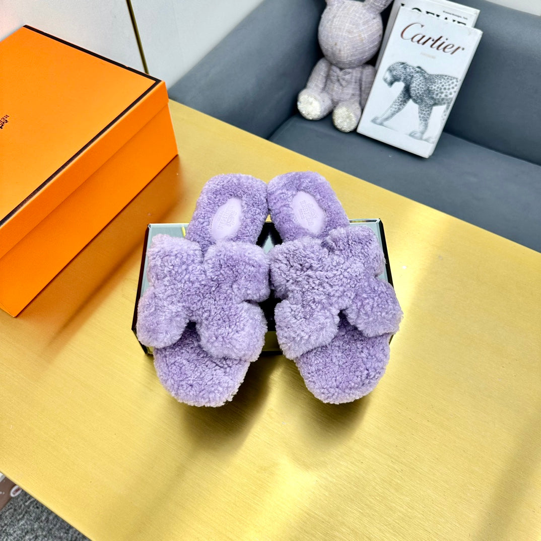 ORAN SHEARLING SANDALS PERIWINKLE PURPLE