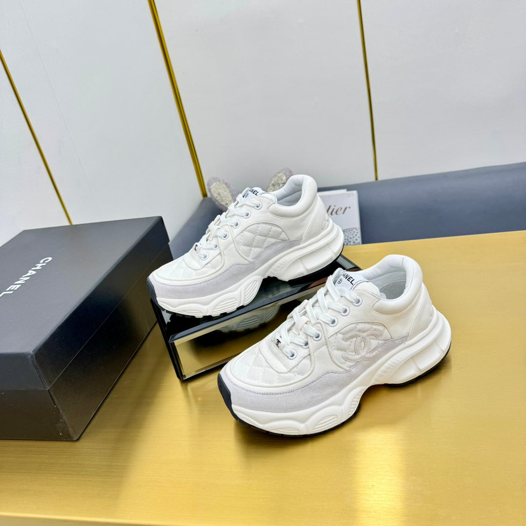 DAD SNEAKER IN WHITE LAMBSKIN AND SUEDE