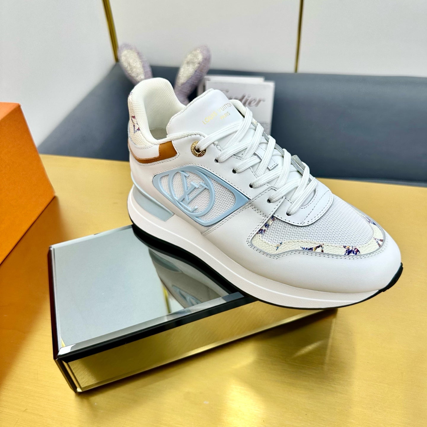 NEO RUN AWAY SNEAKER IN WHITE MIX SKY BLUE CALFSKIN