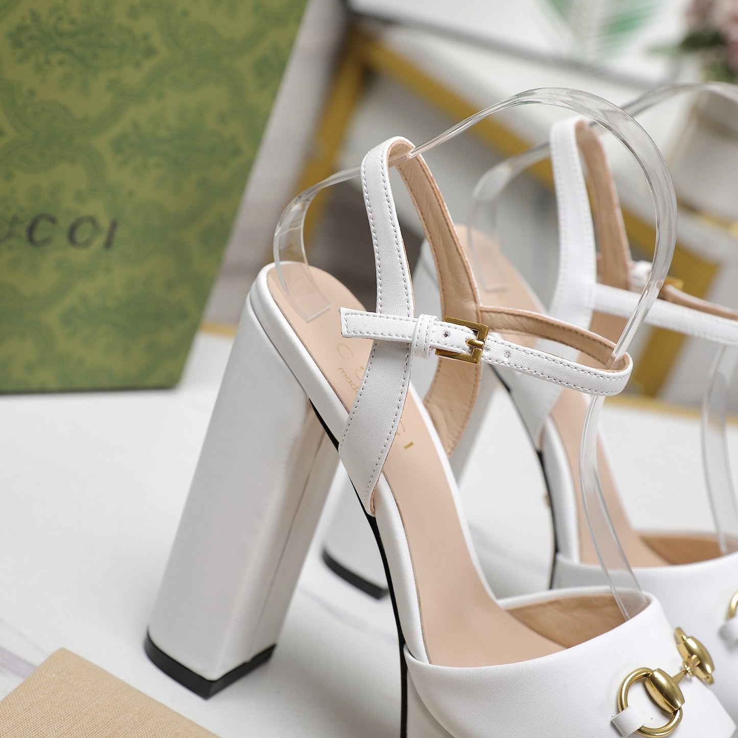 GG Sandales Cuir Noir White