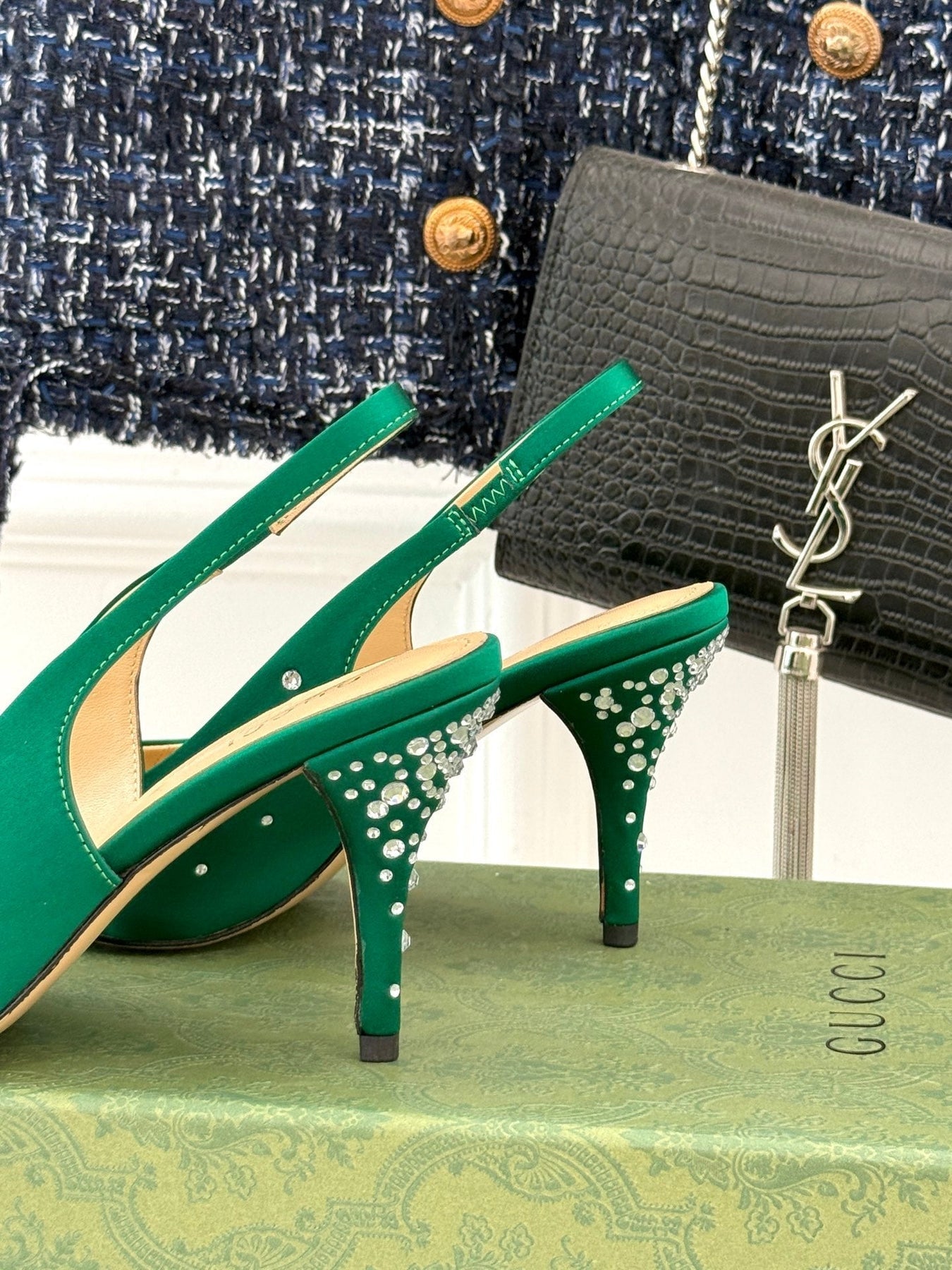 HIGH SLINGBACK 8.5 CM IN GREEN FABRIC WITH RHINESTONE EMBELLISHMENTS