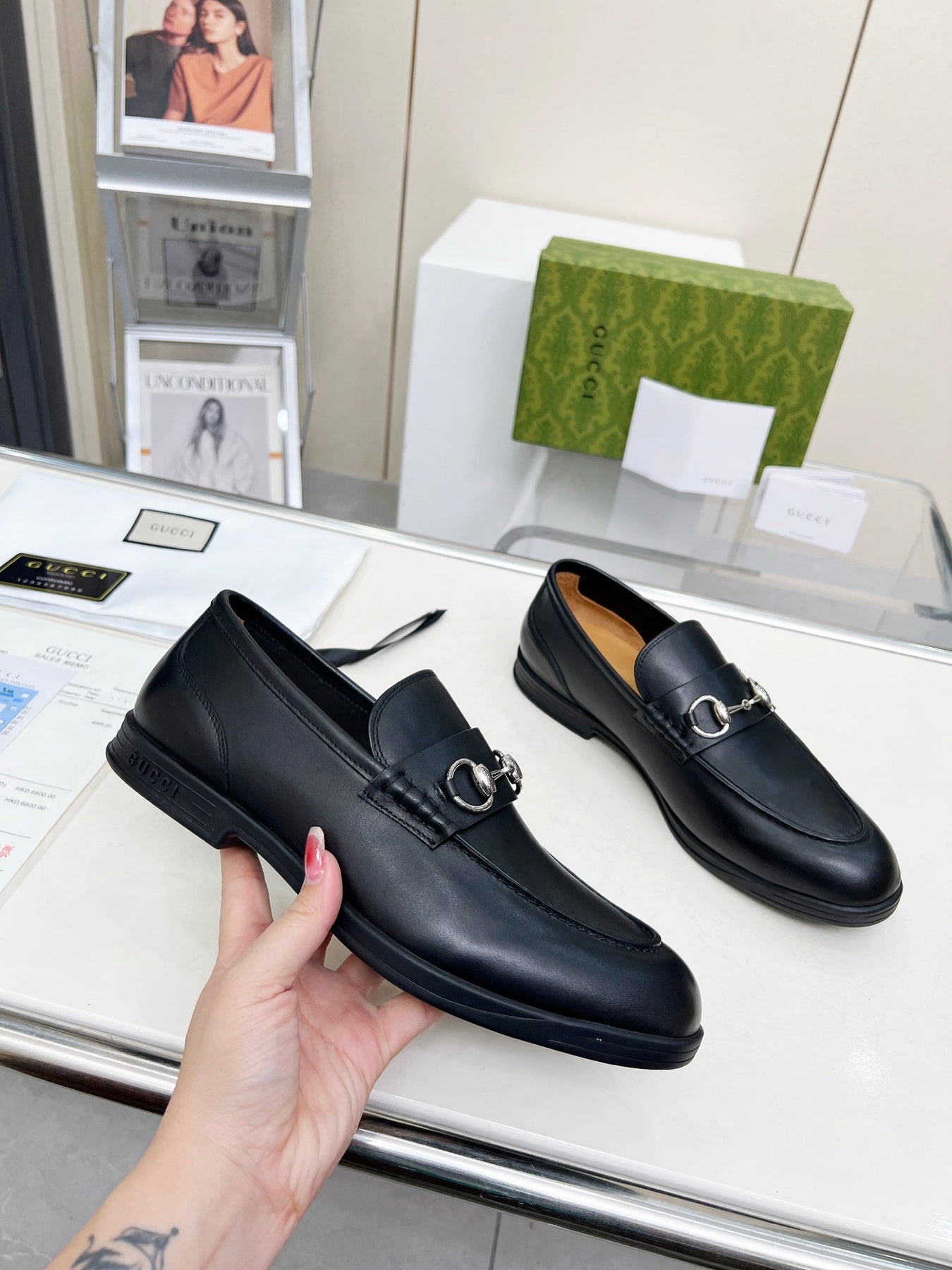 LOAFERS WITH SILVER HARDWARE IN BLACK SMOOTH CALFSKIN