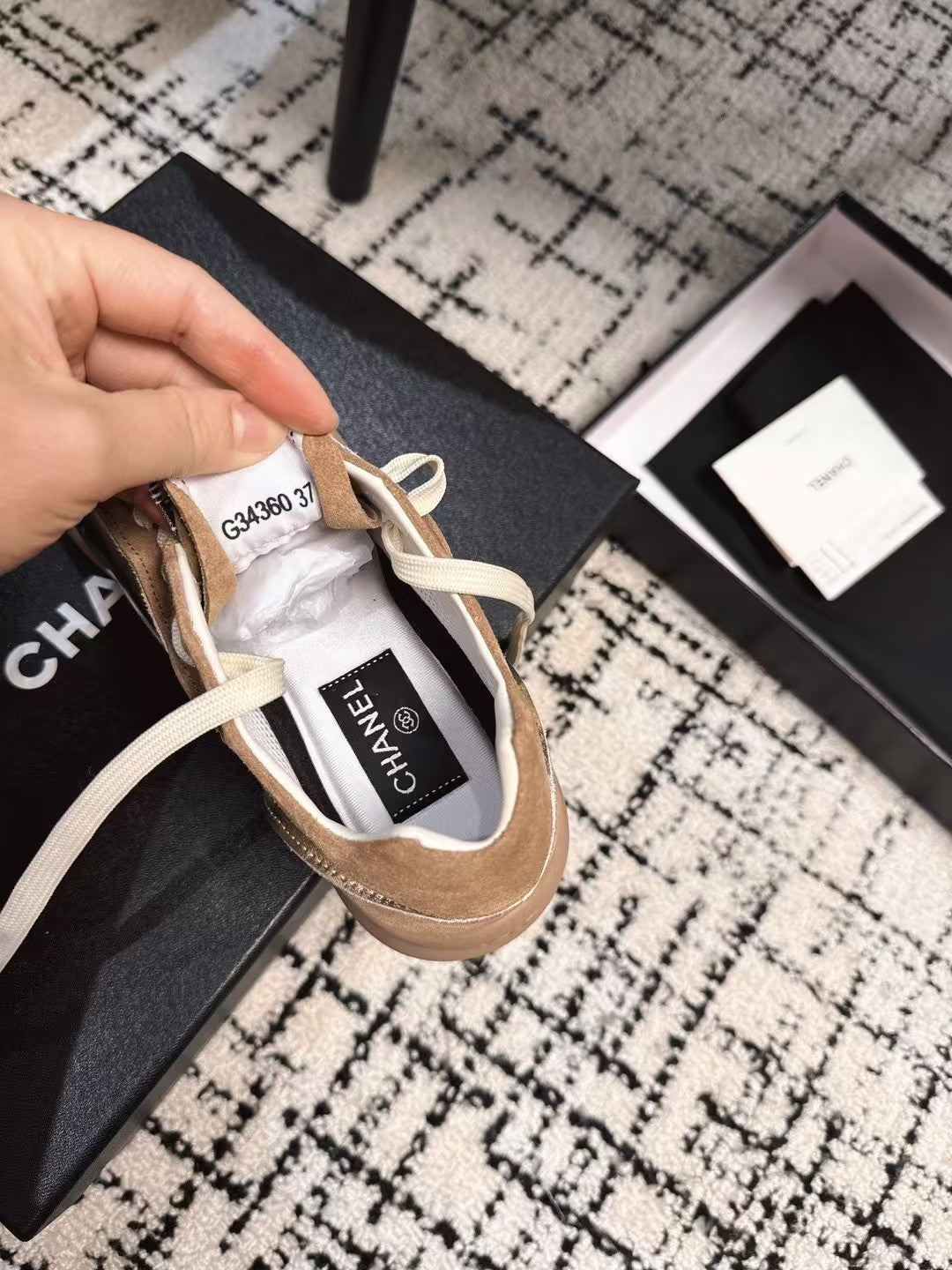 CLASSIC SNEAKERS IN PERU BROWN SHEEPSKIN AND SUEDE