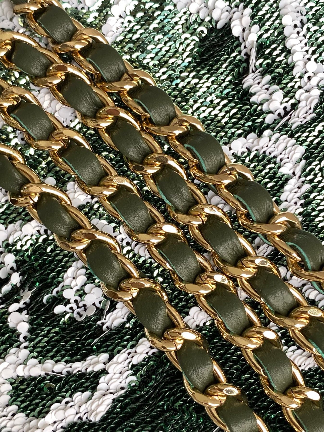 FLAP BAG 21 IN BASIL GREEN MIX WHITE SHINY SEQUINS GOLD HARDWARE