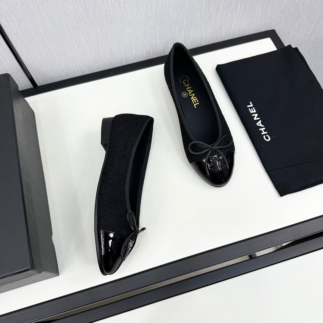 BALLET FLATS IN BLACK TWEED AND CALFSKIN