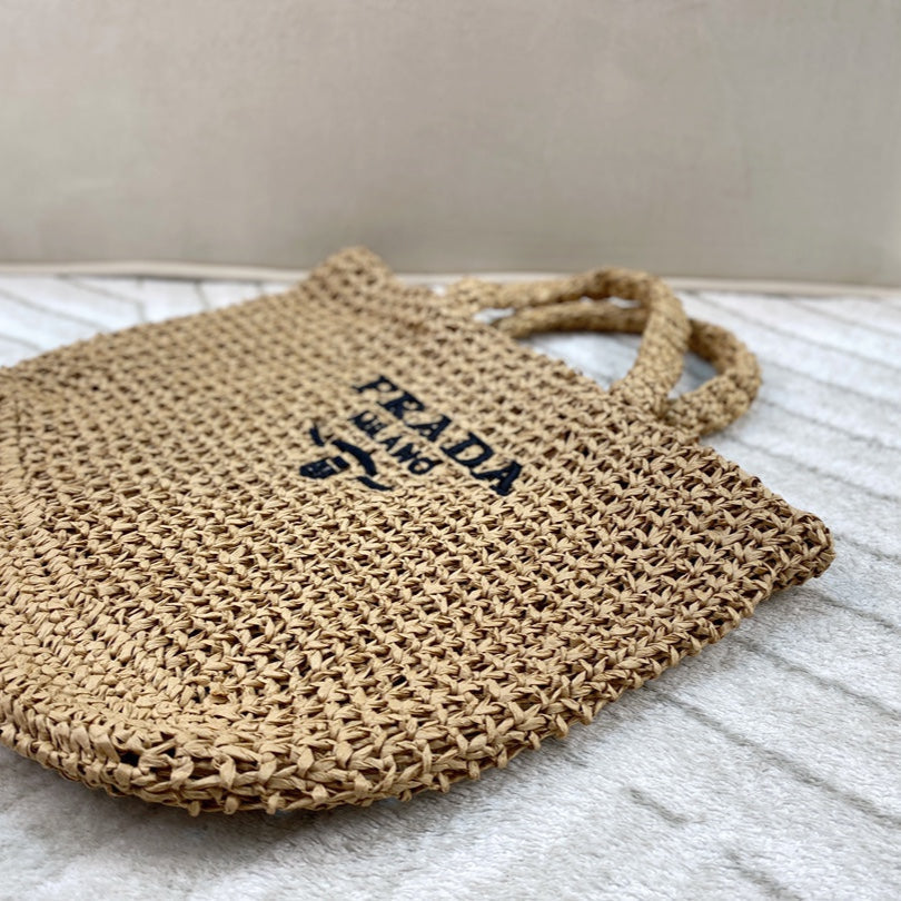 EMBROIDED LOGO TOTE BAG 38 IN BEIGE WOVEN RAFFIA