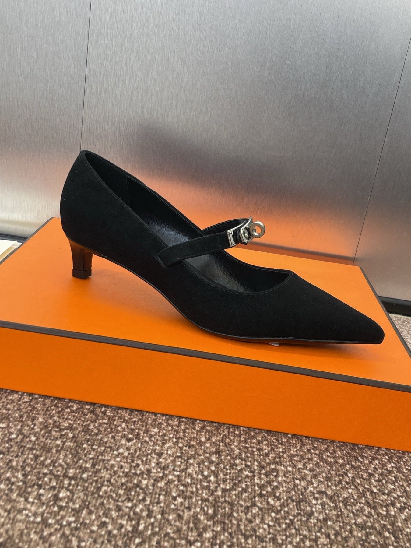 KIARA 40 MM PUMP IN BLACK SUEDE