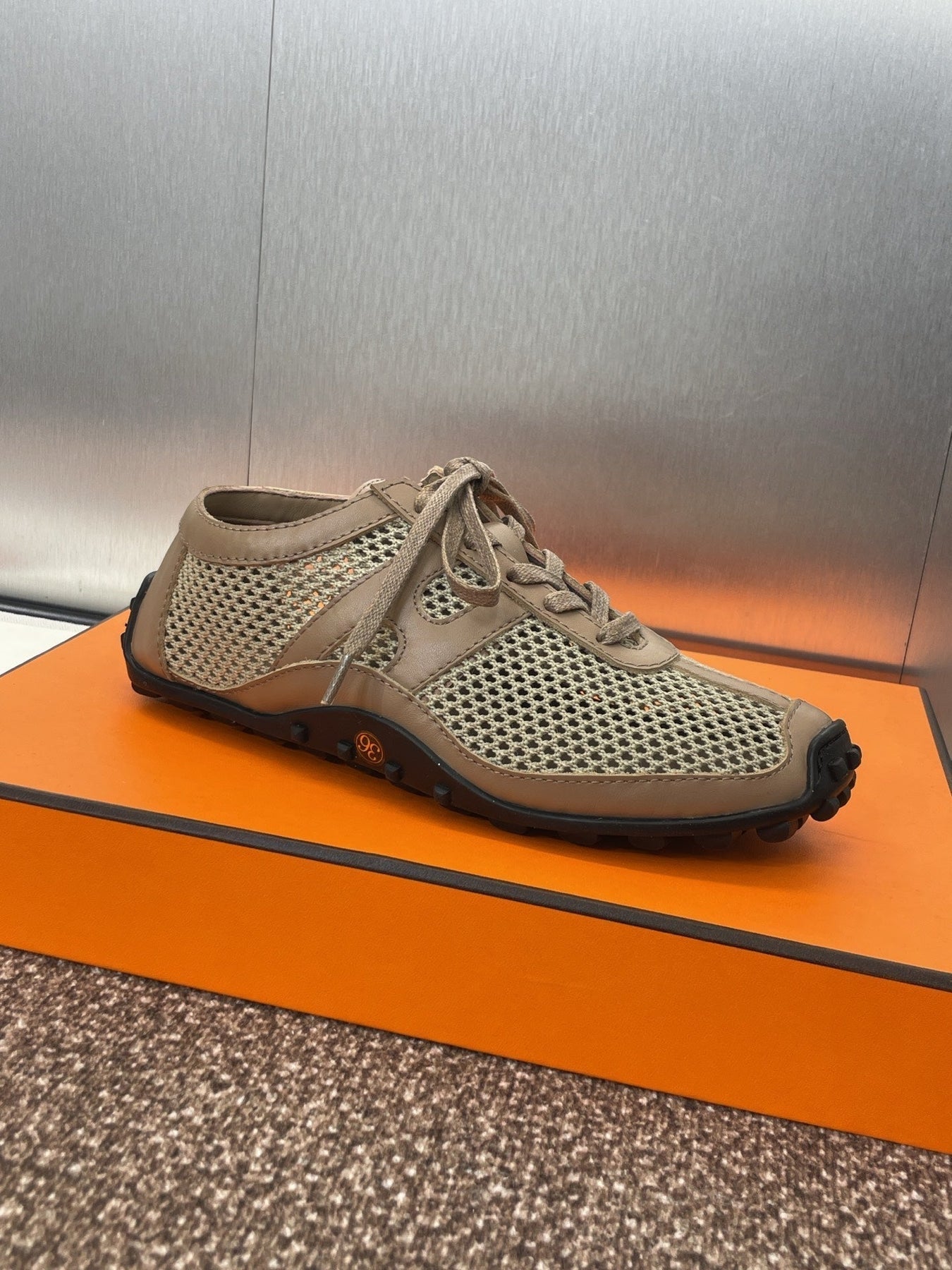 KIGA SNEAKER IN MOCHA BROWN CROCHET KNIT AND CALFSKIN