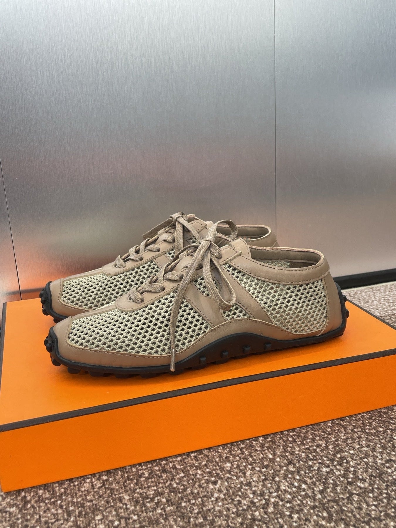 KIGA SNEAKER IN MOCHA BROWN CROCHET KNIT AND CALFSKIN