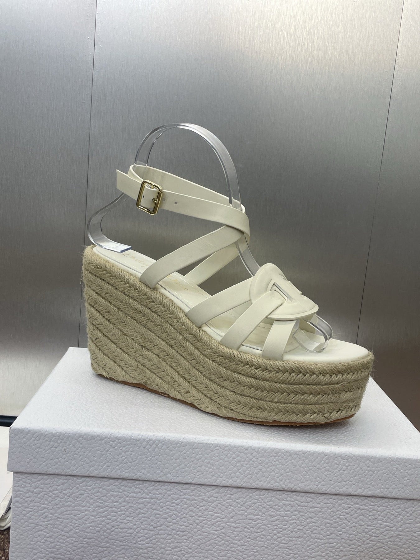 D-CLUB 25S HIGH HEEL WEDGE 100MM IN WHITE CALFSKIN RAFFIA SOLE