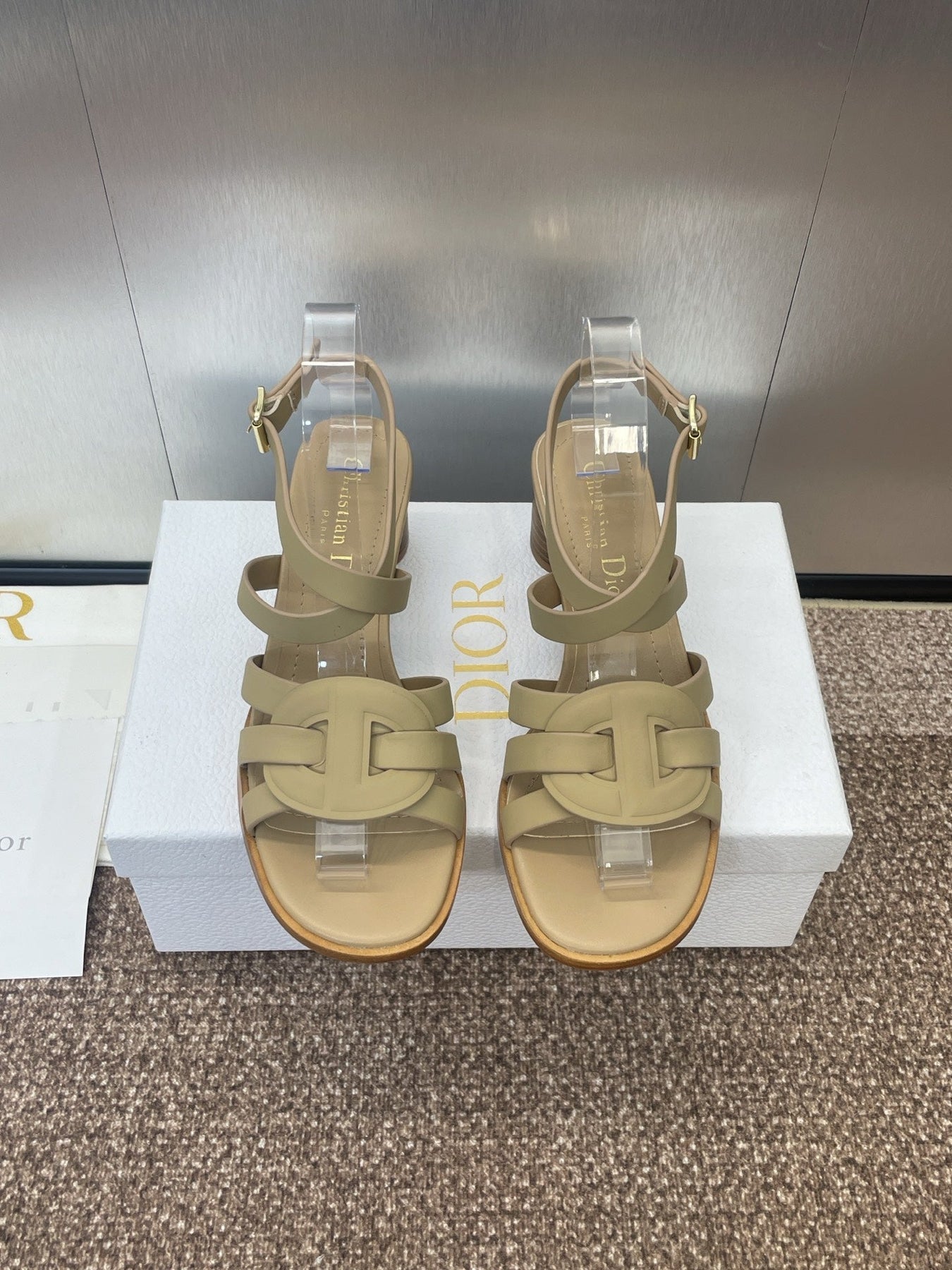D-CLUB HIGH HEEL SLIDE 25S 55MM IN GOLDEN BEIGE CALFSKIN