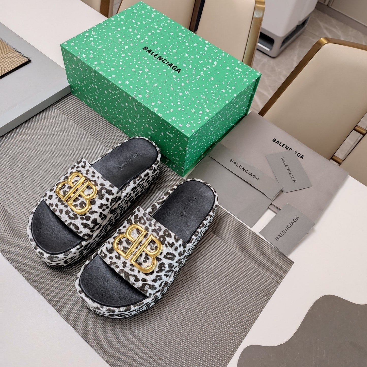 RISE SANDAL THICK-SOLED IN WHITE LEOPARD PRINT CALFSKIN