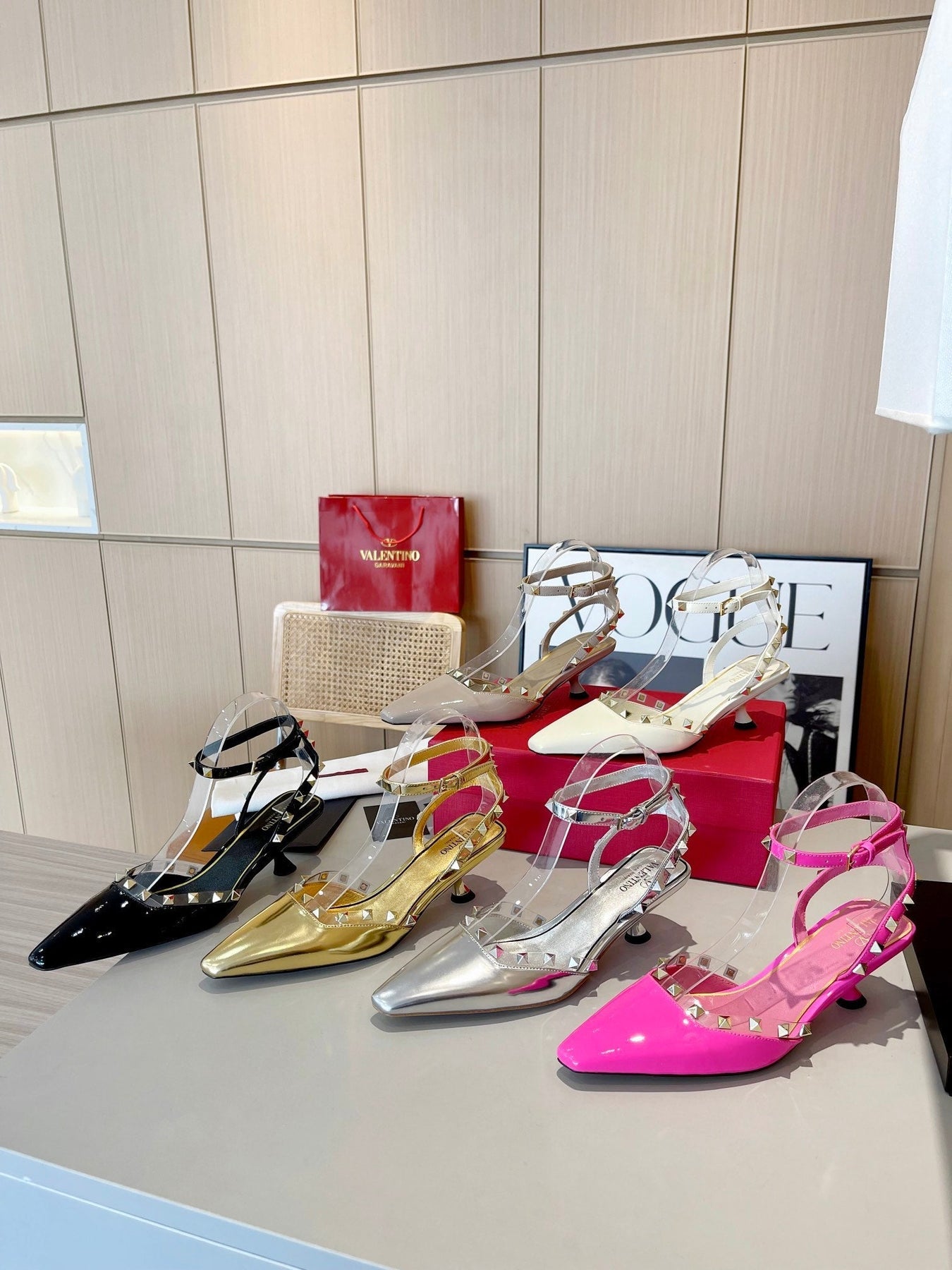 ROCKSTUD CAGED SLINGBACKS 5 CM IN DEEP PINK CALFSKIN