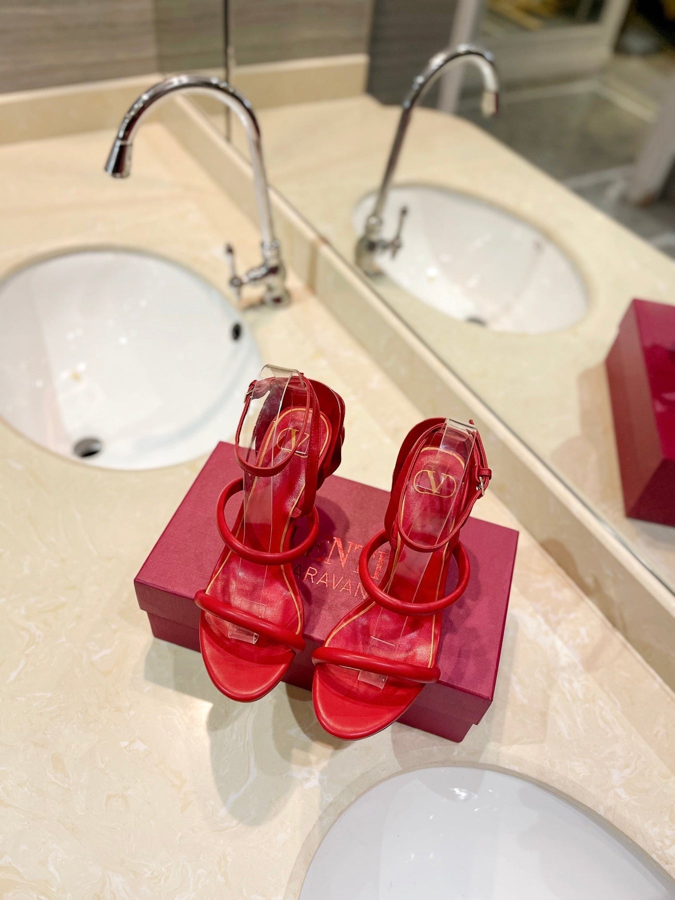 HIGH HEEL SANDAL 10 CM IN CHERRY RED CALFSKIN