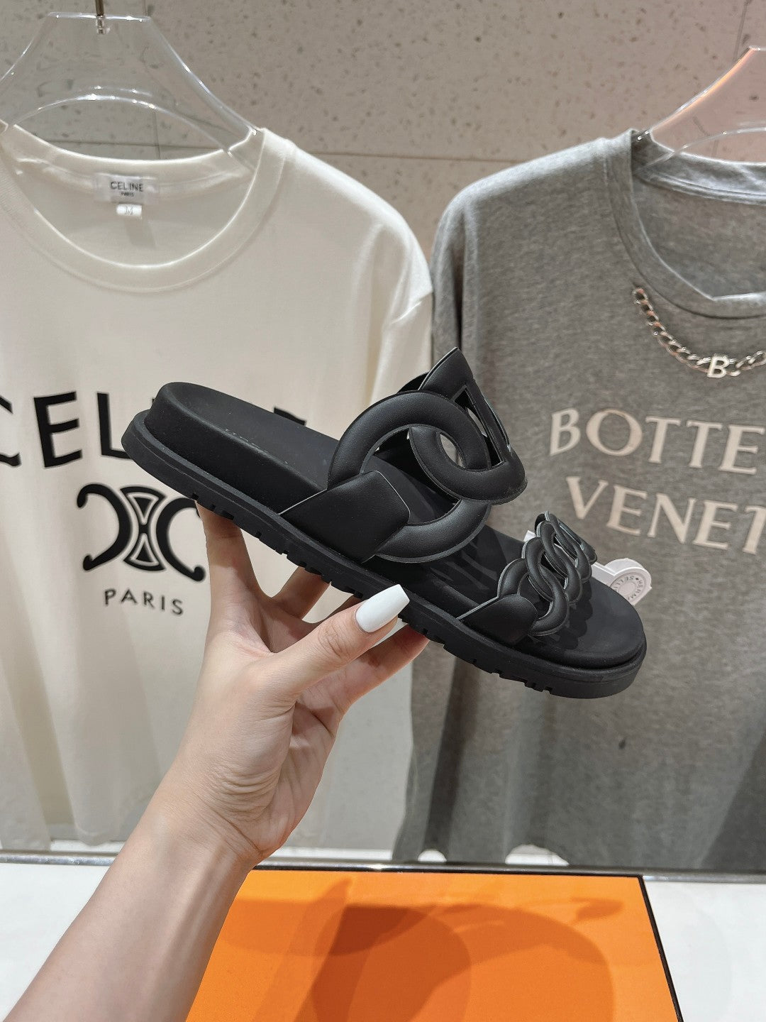 EXTRA SANDAL BLACK CALFSKIN