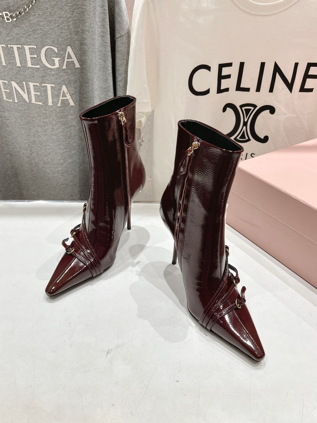 HIGH HEEL POINTED-TOE BOOTS IN WINE RED PATENT LAMBSKIN