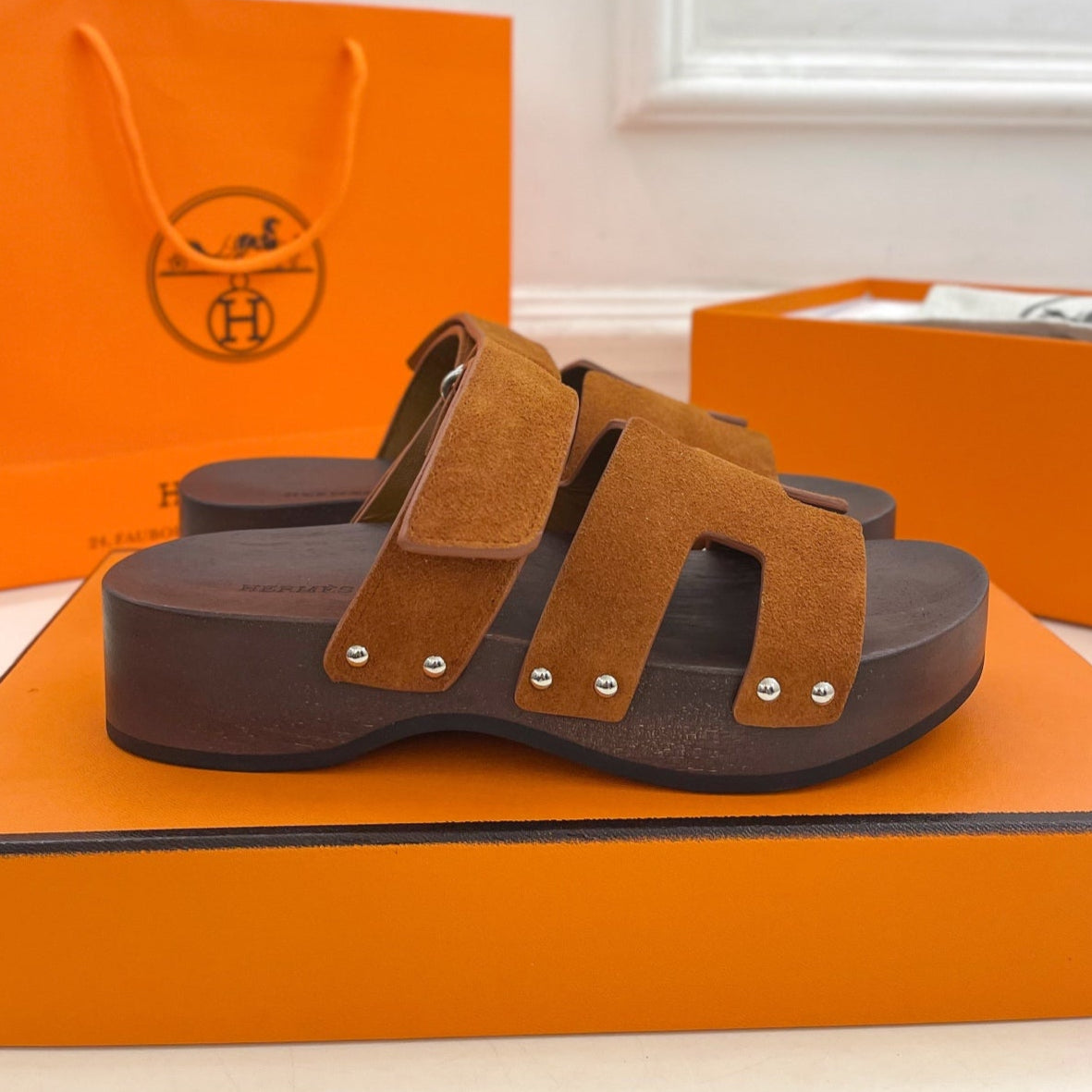 KOS CLOG IN BRONZE BROWN SUEDE