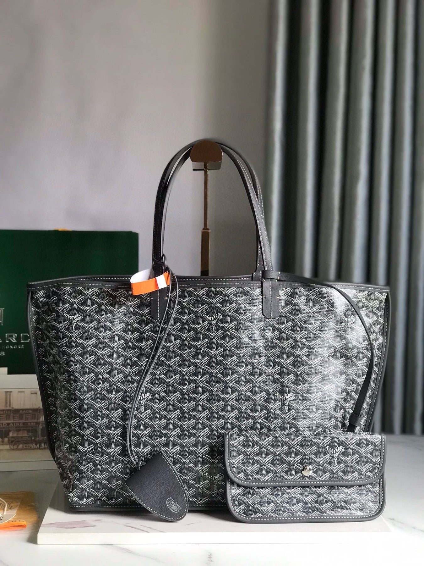 GOY REVERSIBLE ANJOU 34*28*15