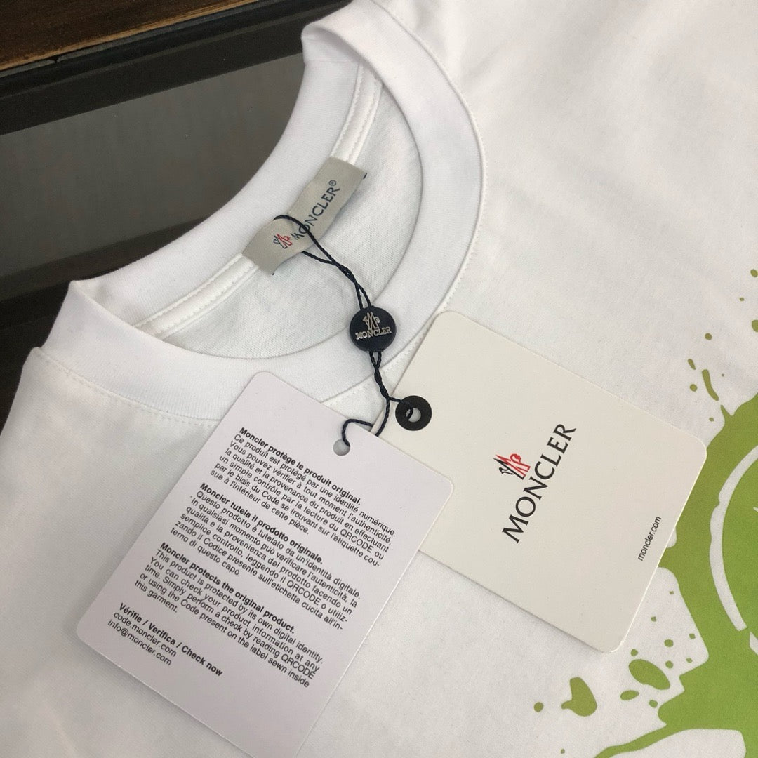 Moncler T-shirt
