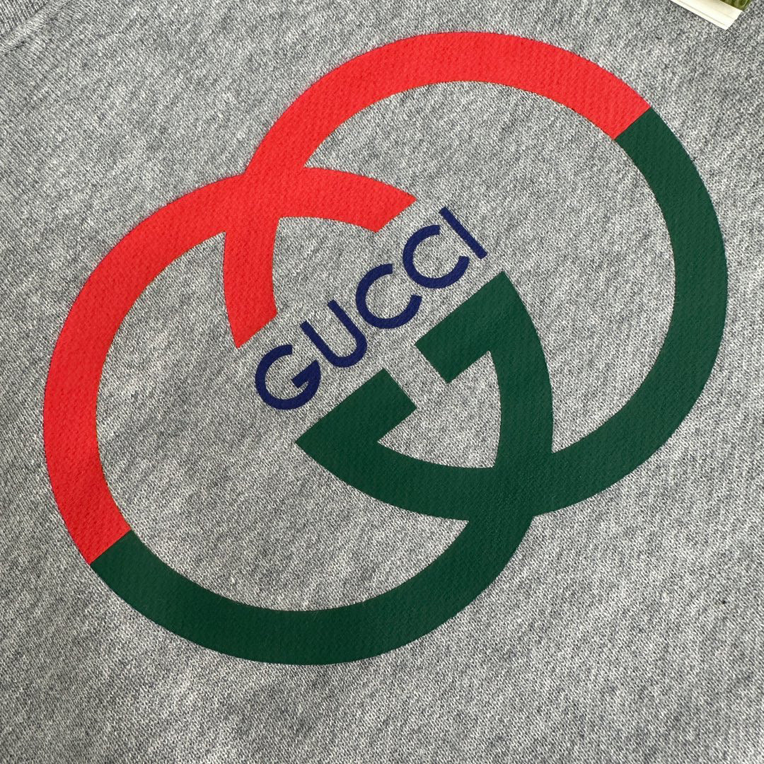 Gucci Sweater