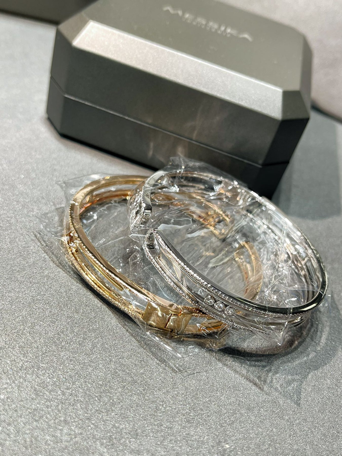 MOVE 10TH PAVED DIAMOND BRACELET