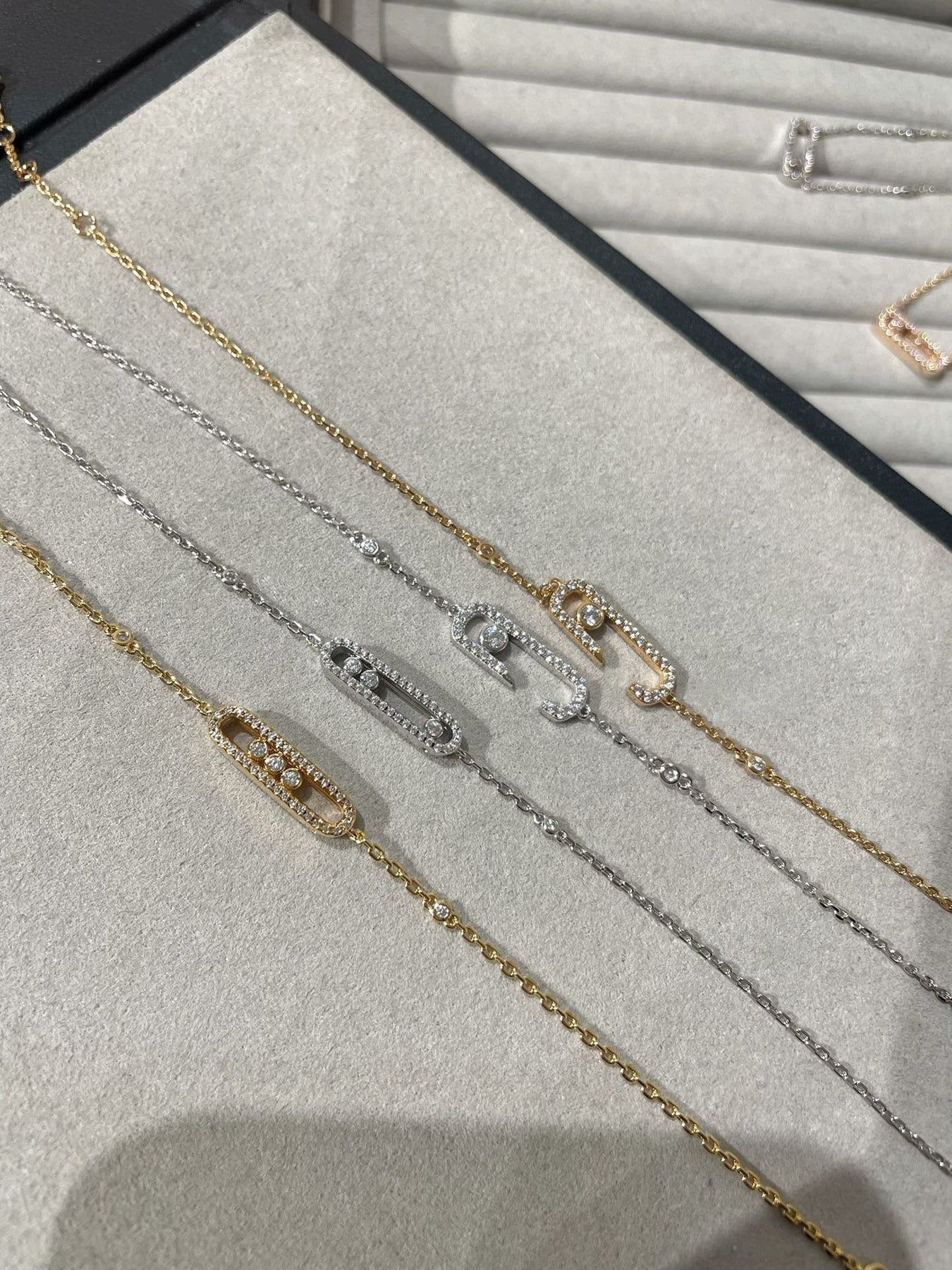 BABY MOVE DIAMOND BRACELET