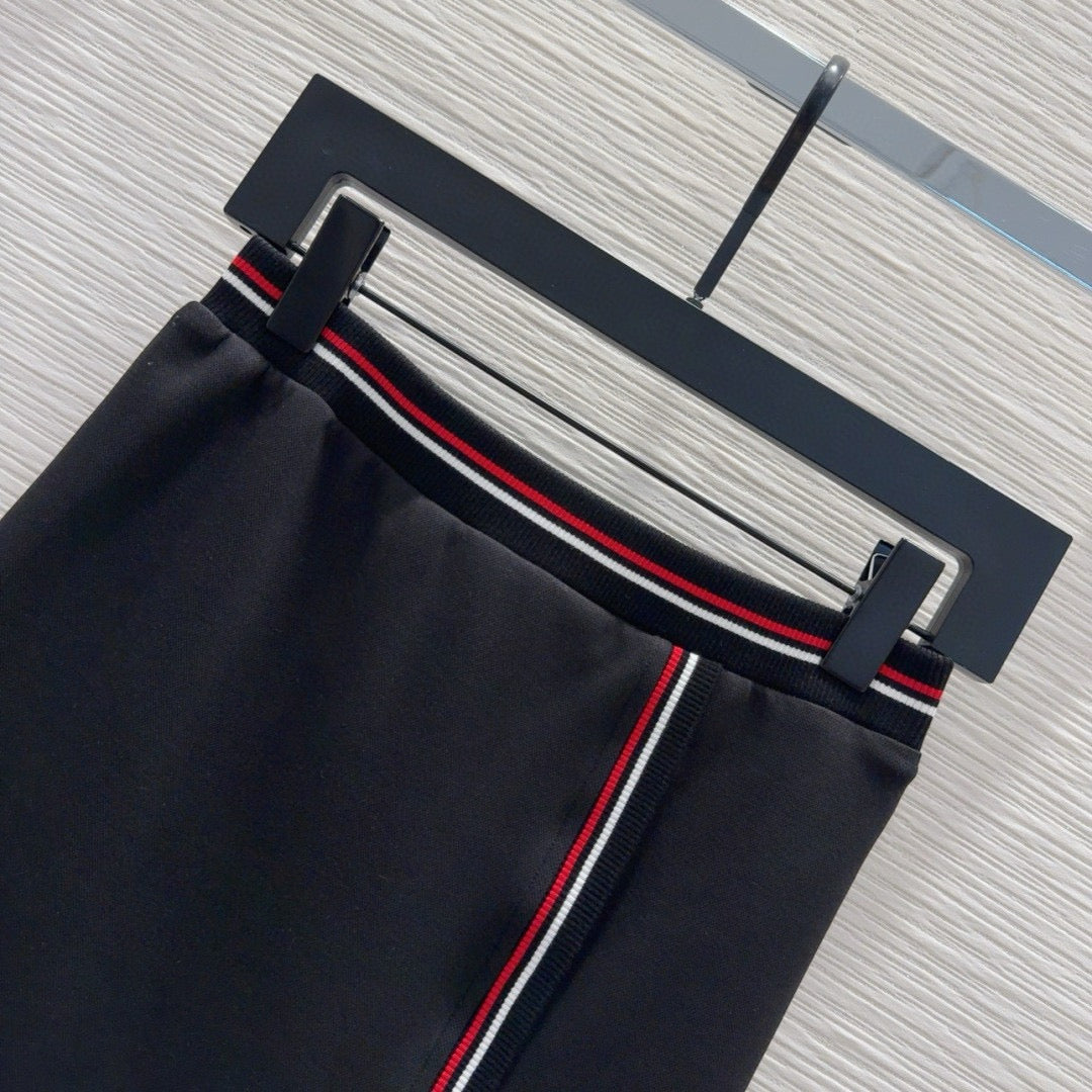 TB Skirt