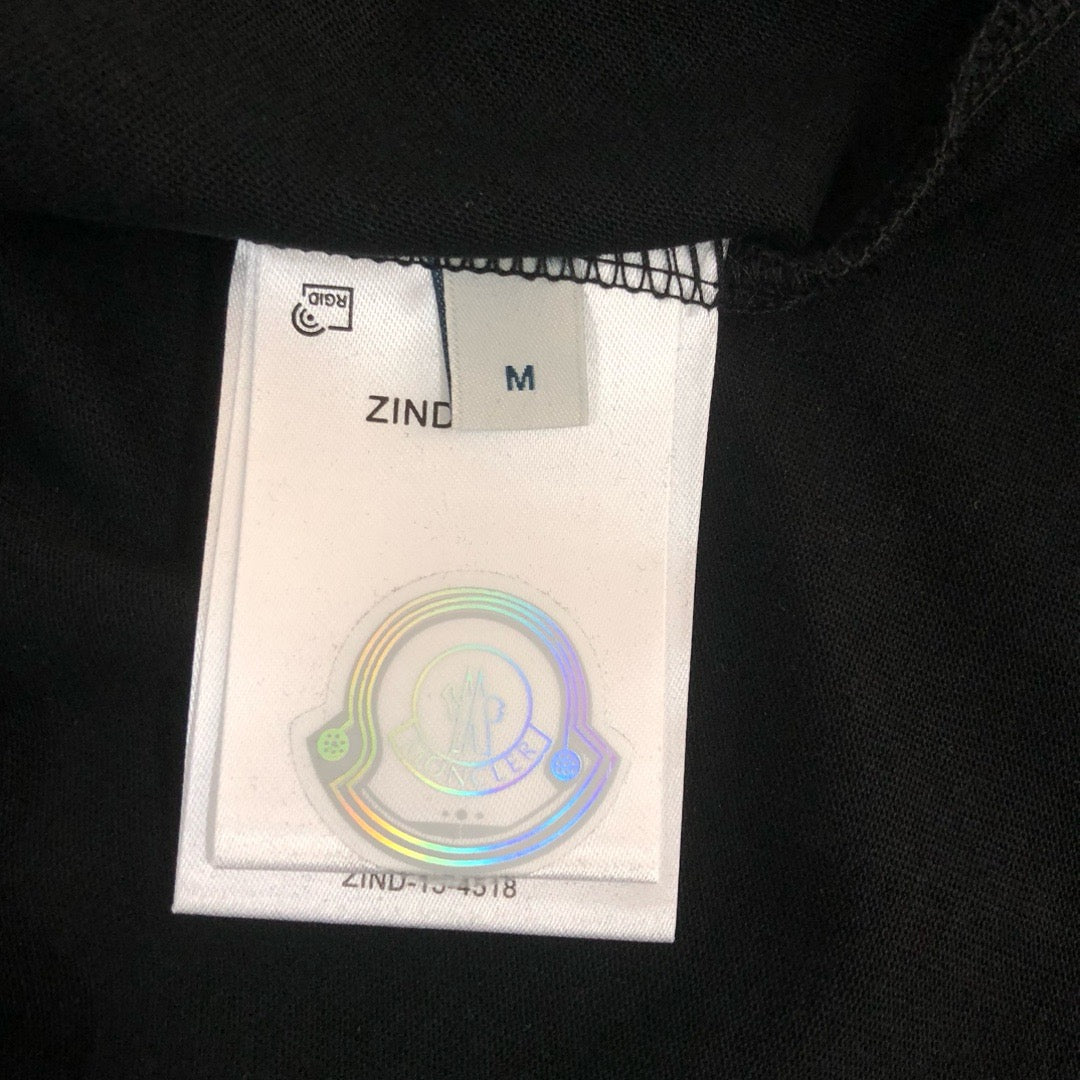 Moncler T-shirt