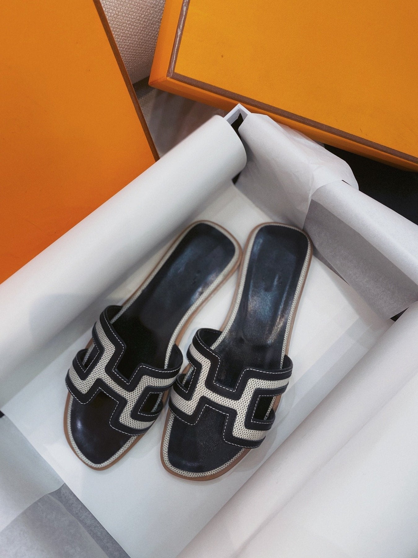 Oran Sandal Black Leather