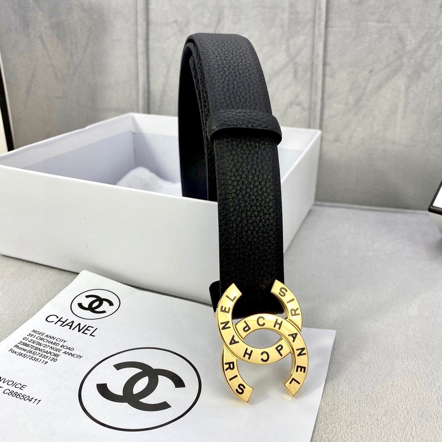 CC 30MM BELT IN BLACK SMOOTH CALFSKIN WITH GOLD HARDWARE