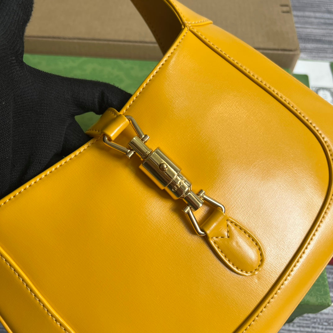 GG JACKIE SMALL 28 SHOULDER BAG IN YELLOW CALFSKIN