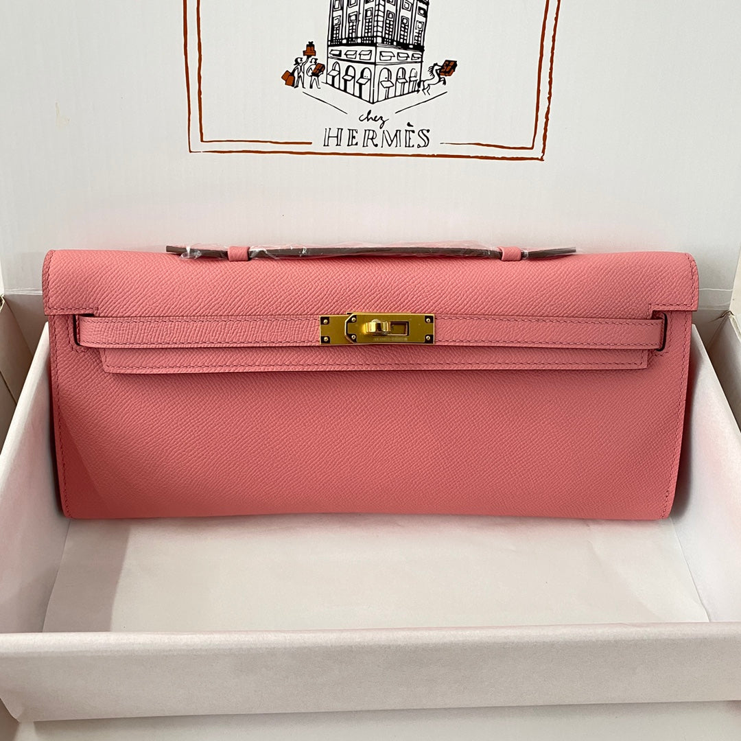 KELLY CUT 31 IN SALMON PINK CALFSKIN WITH GOLD HARDWARE