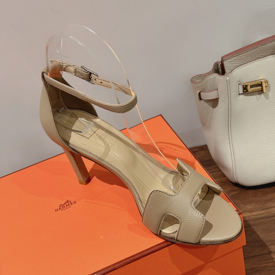 PREMIERE 105 SANDAL IN SAND BROWN CALFSKIN