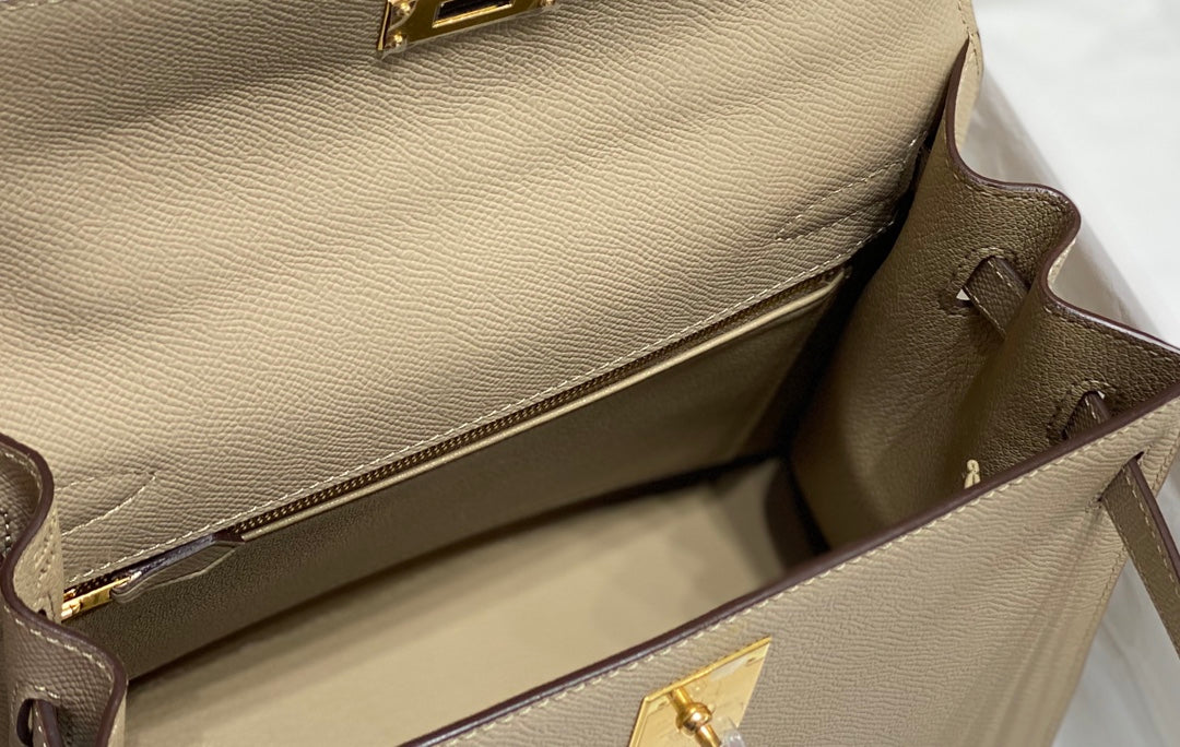 KELLY 28CM IN TRENCH EPSOM CALFSKIN GOLD HARDWARE