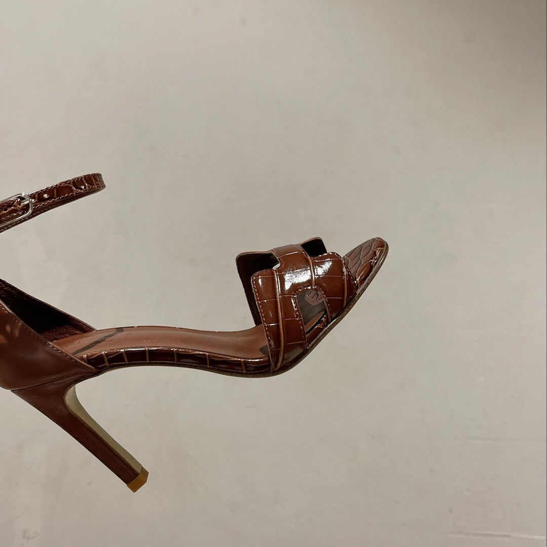 PREMIERE 105 SANDAL IN BRONZE BROWN CROCODILE LEATHER