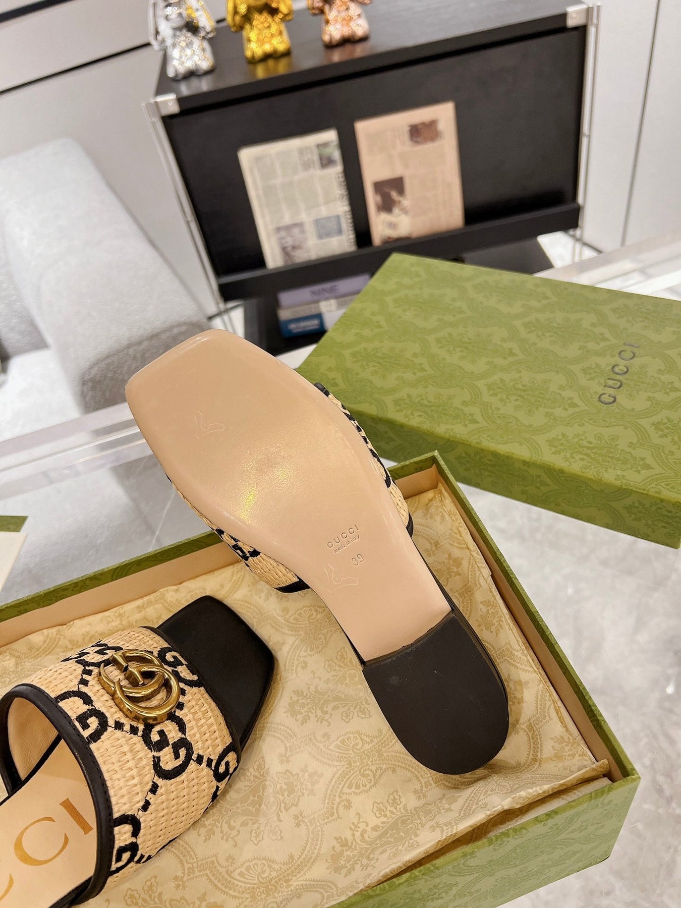 GG EXCLUSIVE SLIDE SANDAL BLACK AND CREAM SEDGE