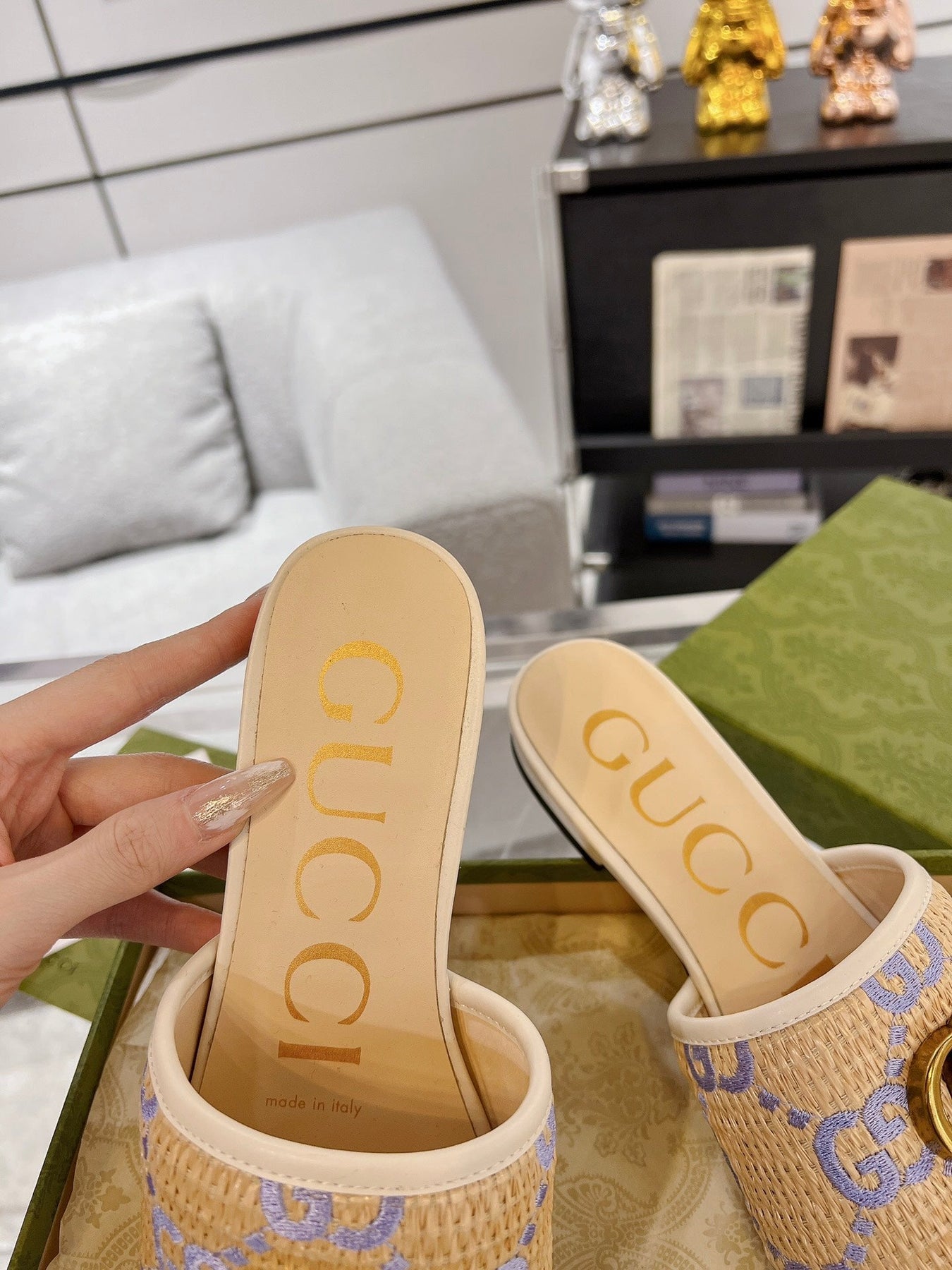 GG EXCLUSIVE SLIDE SANDAL IVORY SEDGE