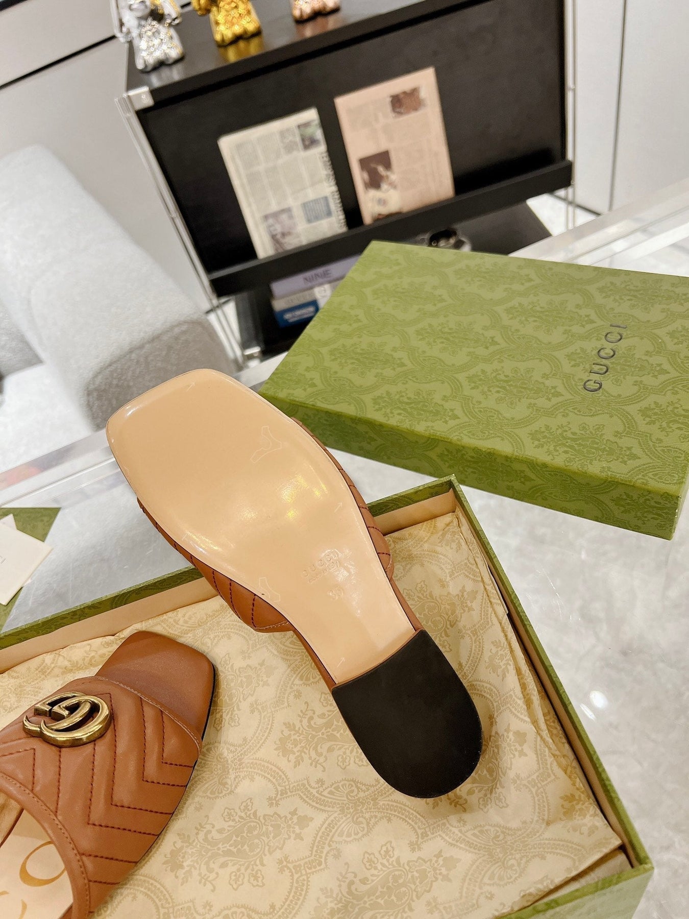 GG EXCLUSIVE SLIDE SANDAL CARAMEL CALFSKIN