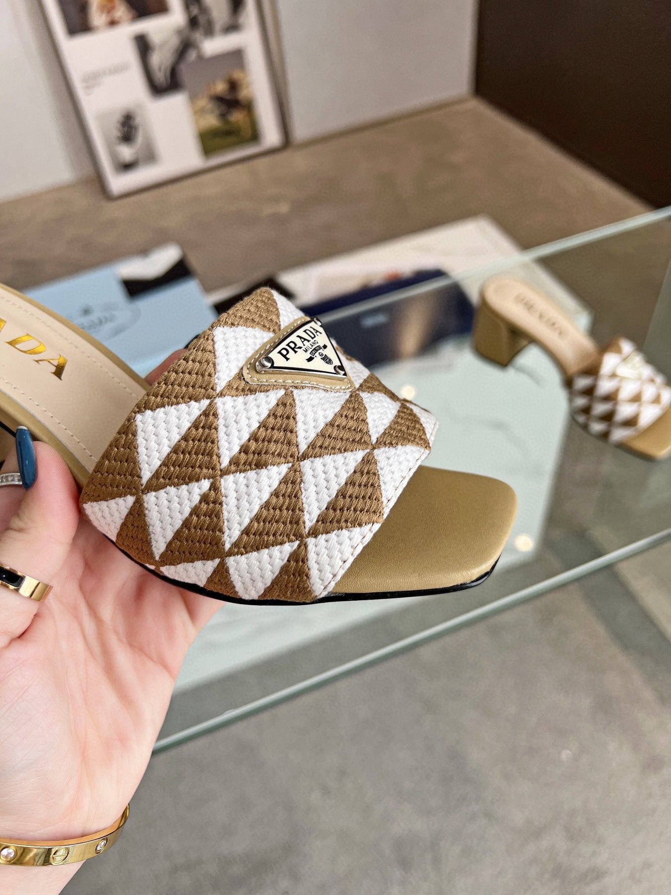 PRA EMBROIDERED SLIDES 65 TAWNY AND WHITE FABRIC