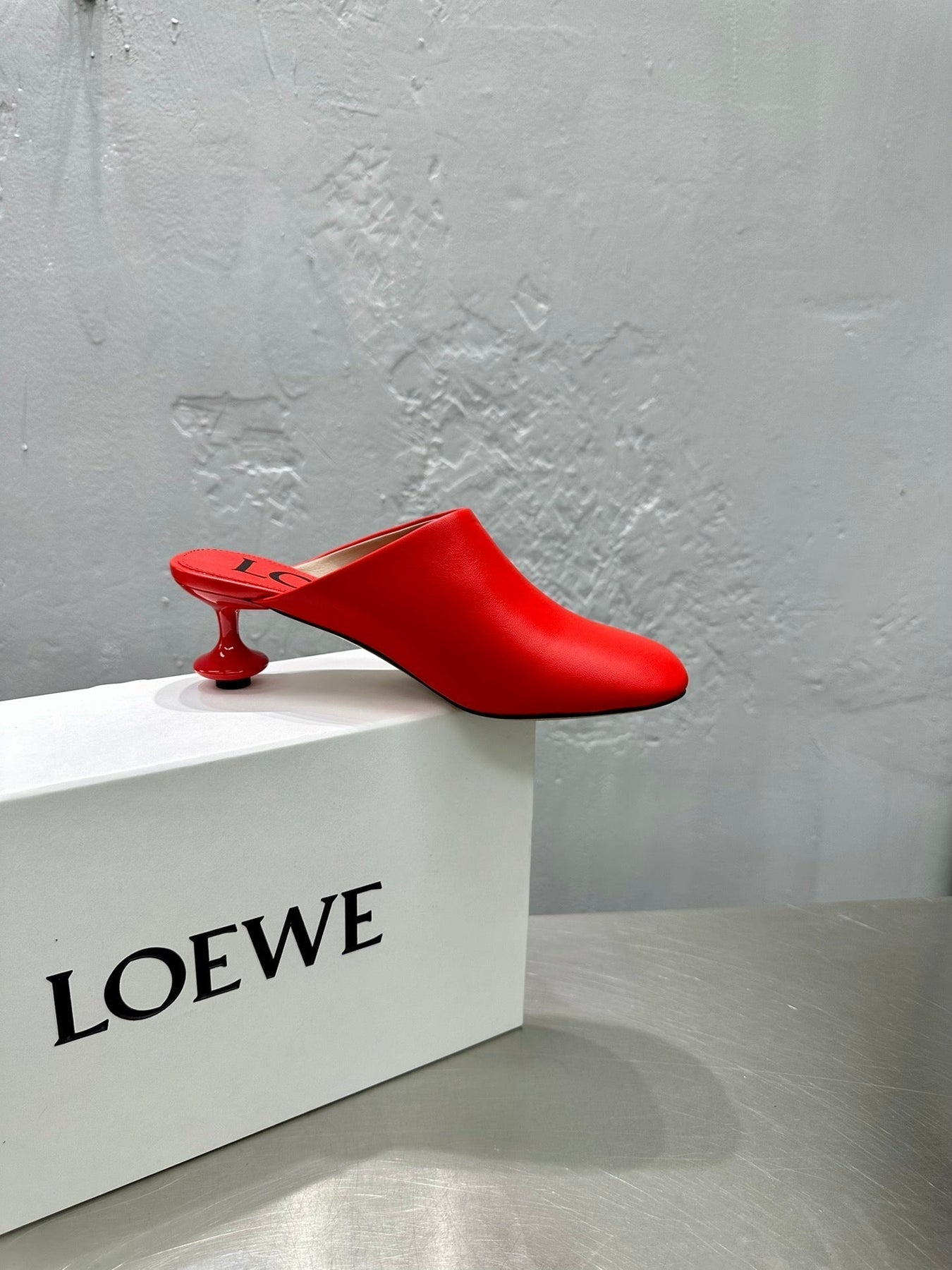 LW TOY MULE 55 RED CALFSKIN
