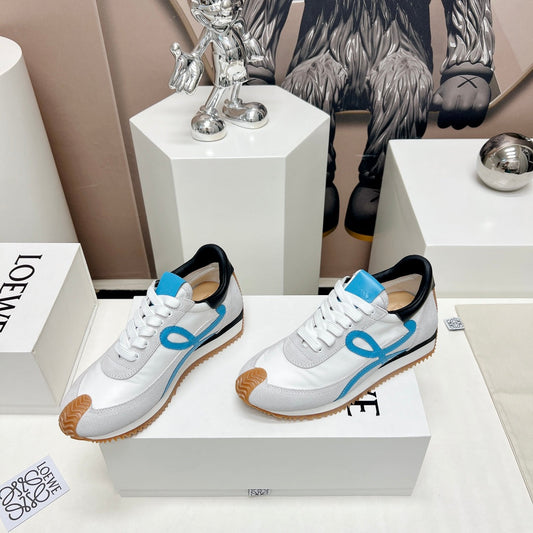 FLOW RUNNER SNEAKER IN PALE GRAY MIX BLUE SUEDE AND SHEEPSKIN