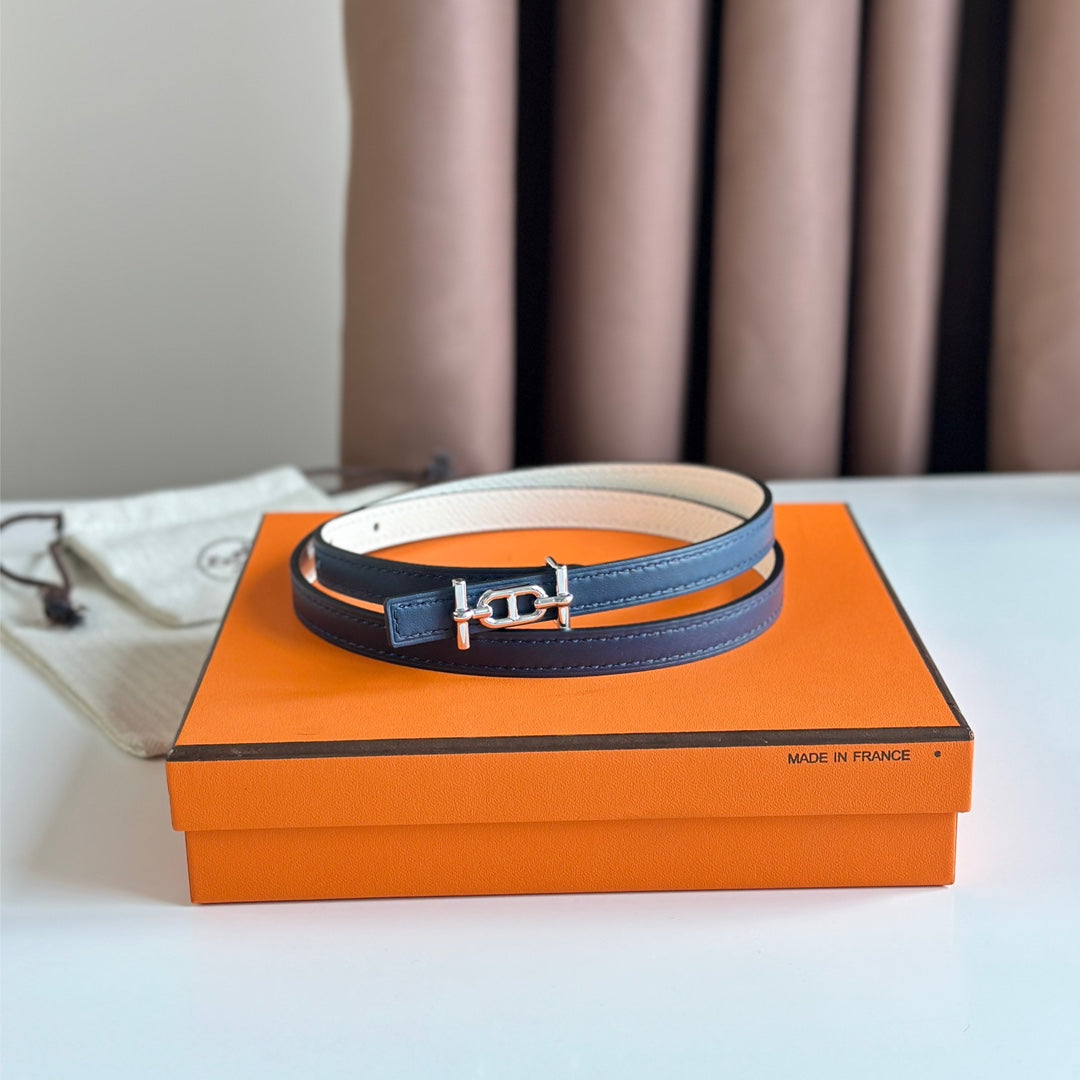 HM ANCRE BUCKLE & REVERSIBLE WHITE AND NAVY BLUE LEATHER STRAP 13MM SILVER HARDWARE