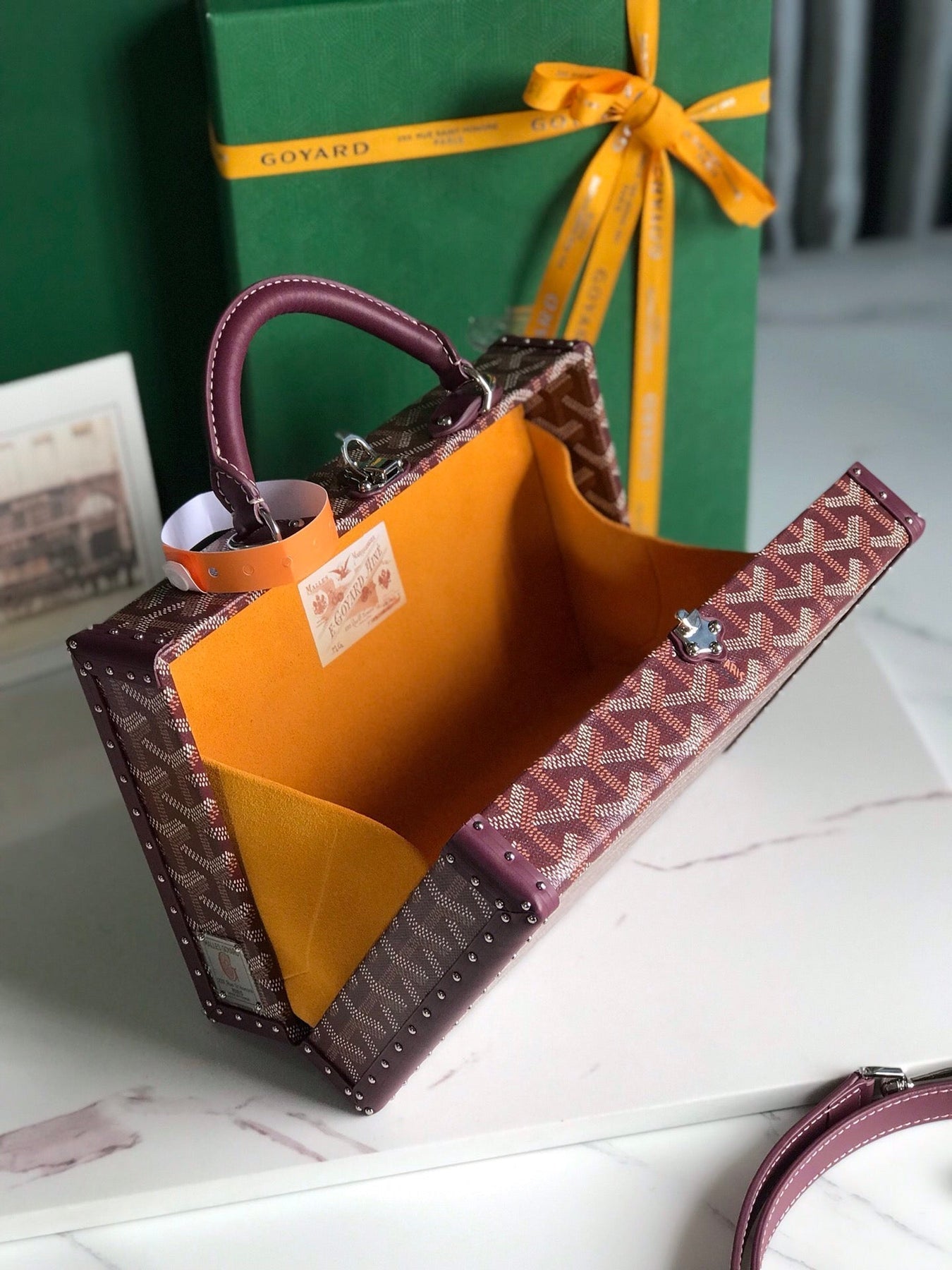 GRAND HÔTEL TRUNK BAG 24 IN BURGUNDY RED GOYARDINE CANVAS AND CALFSKIN